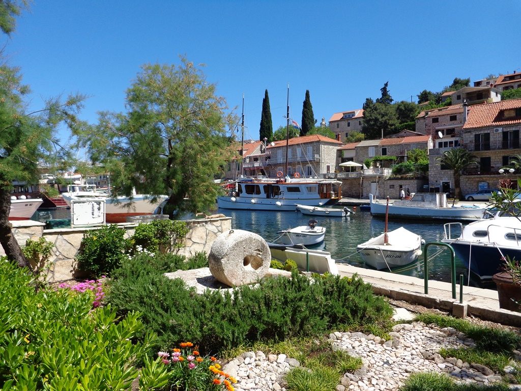Stomorska on Island Solta