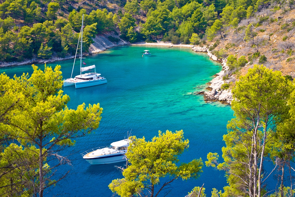 Island Brac beach