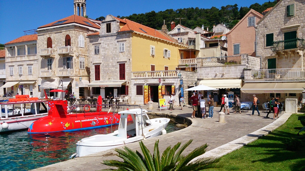 Hvar bars