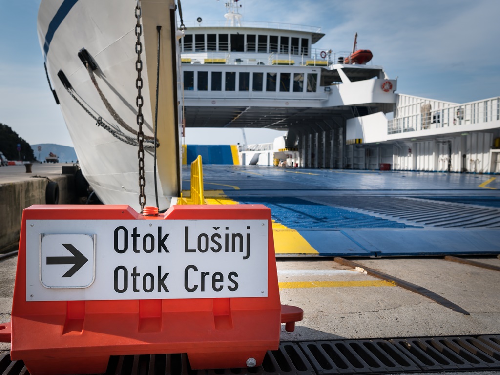 Ferry to Losinj and Cres