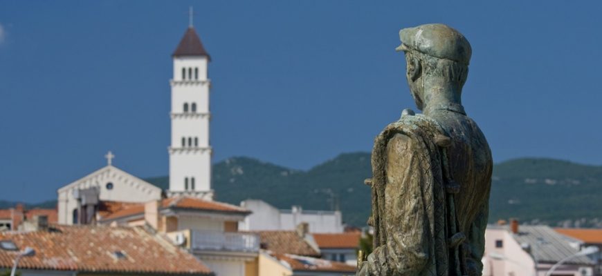 Fisherman's statue, Crikvenica